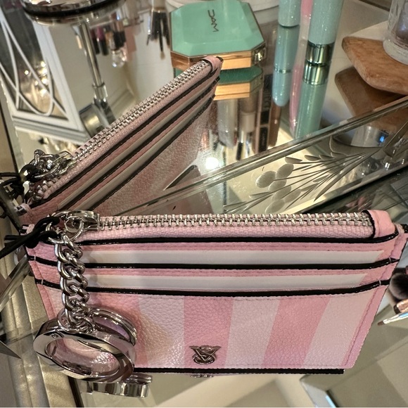 New VS Card Holder Keychain Wallet - Picture 4 of 8